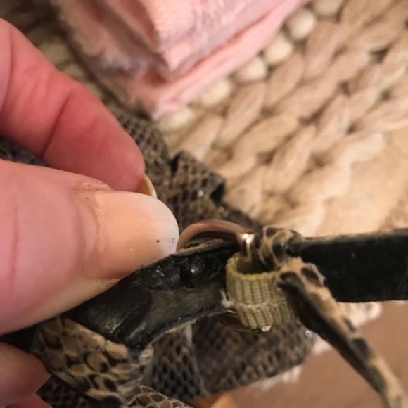 Marc Fishers Snakeskin 4 1/2 Heels Size 8 M - Picture 7 of 10